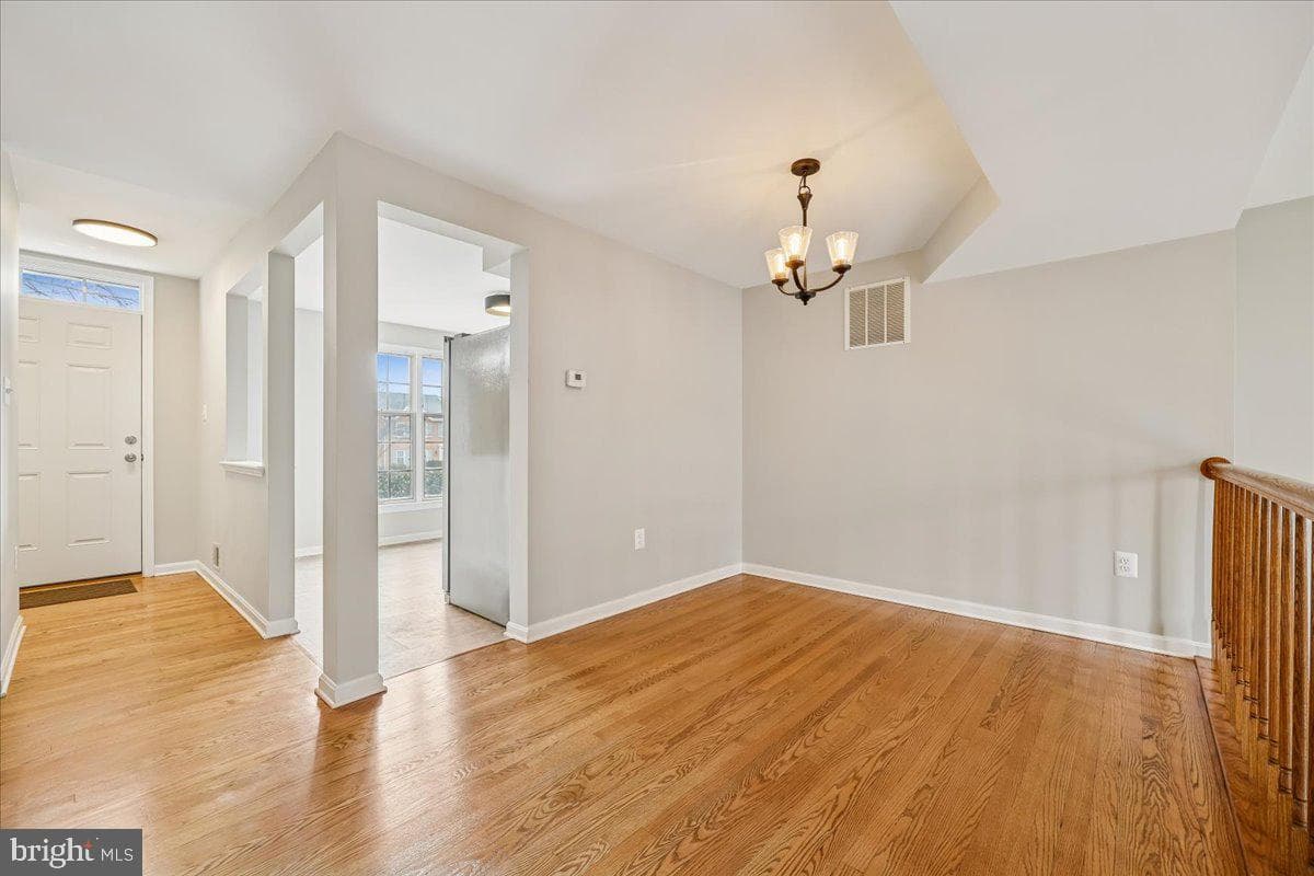 8024 Waterview Court photo 8