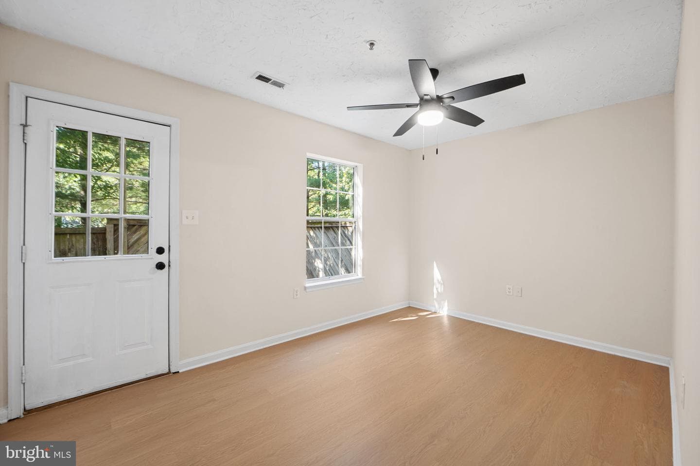 1330 Hampshire Drive #7e photo 4