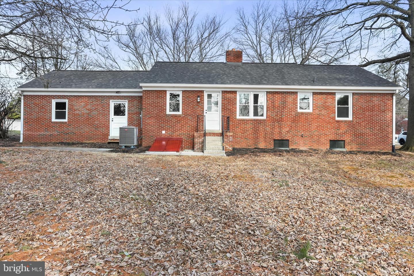 10 Linden Boulevard photo 27
