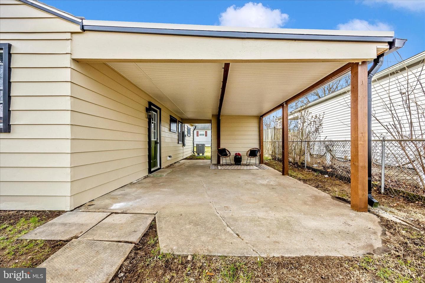 301 Redwood Avenue photo 44