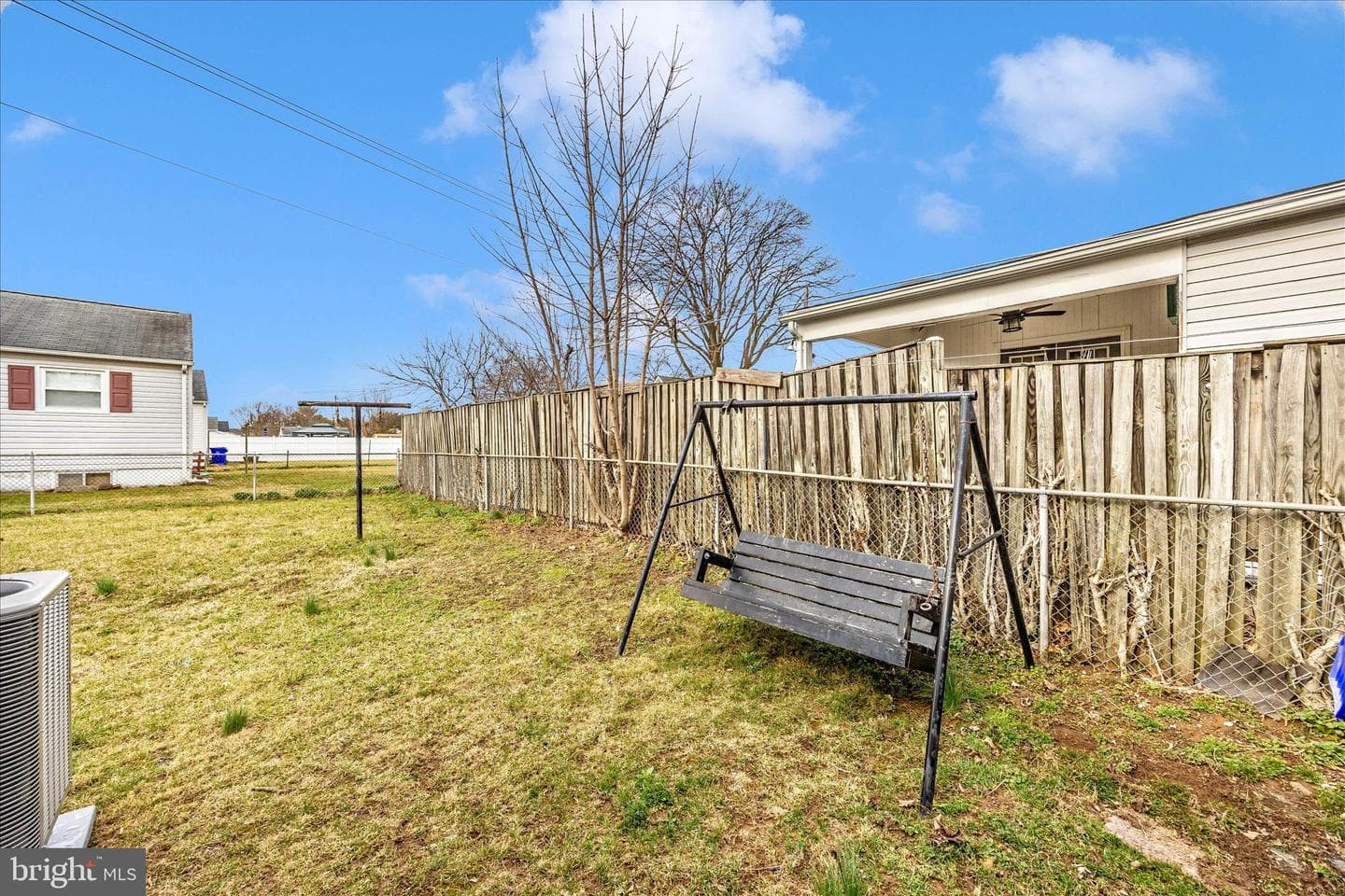301 Redwood Avenue photo 50
