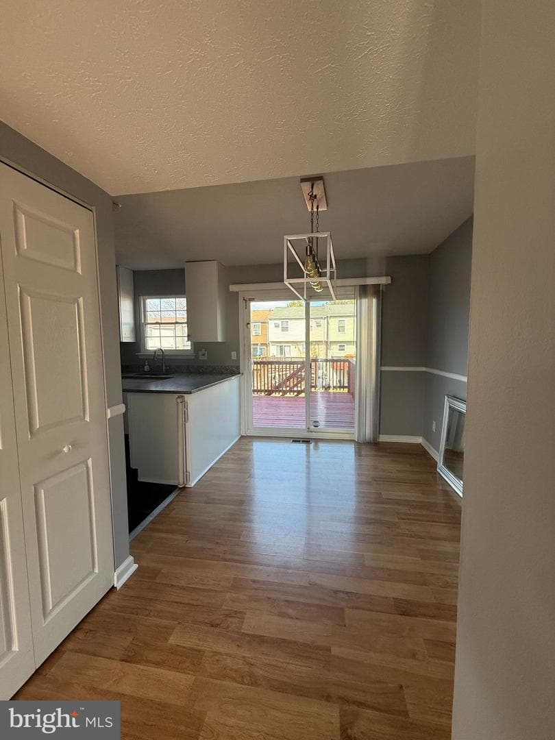 1123 Keswick Place photo 3