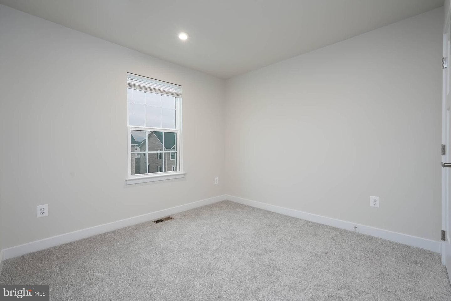 336 Paca Gardens Ln photo 29