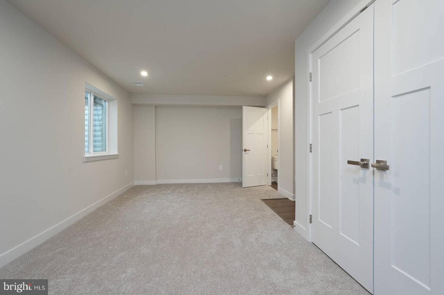 336 Paca Gardens Ln photo 34