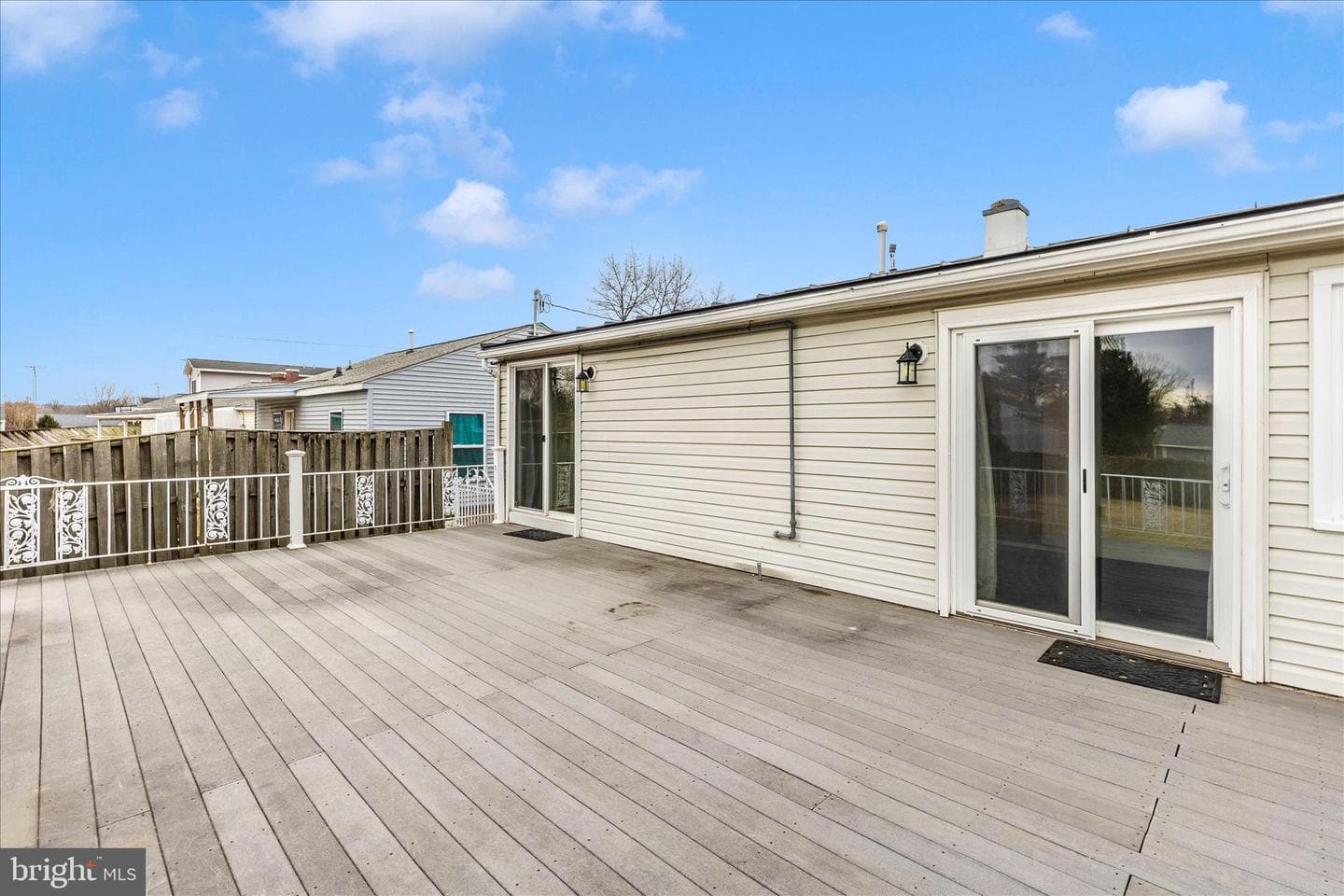 502 Military Road photo 26