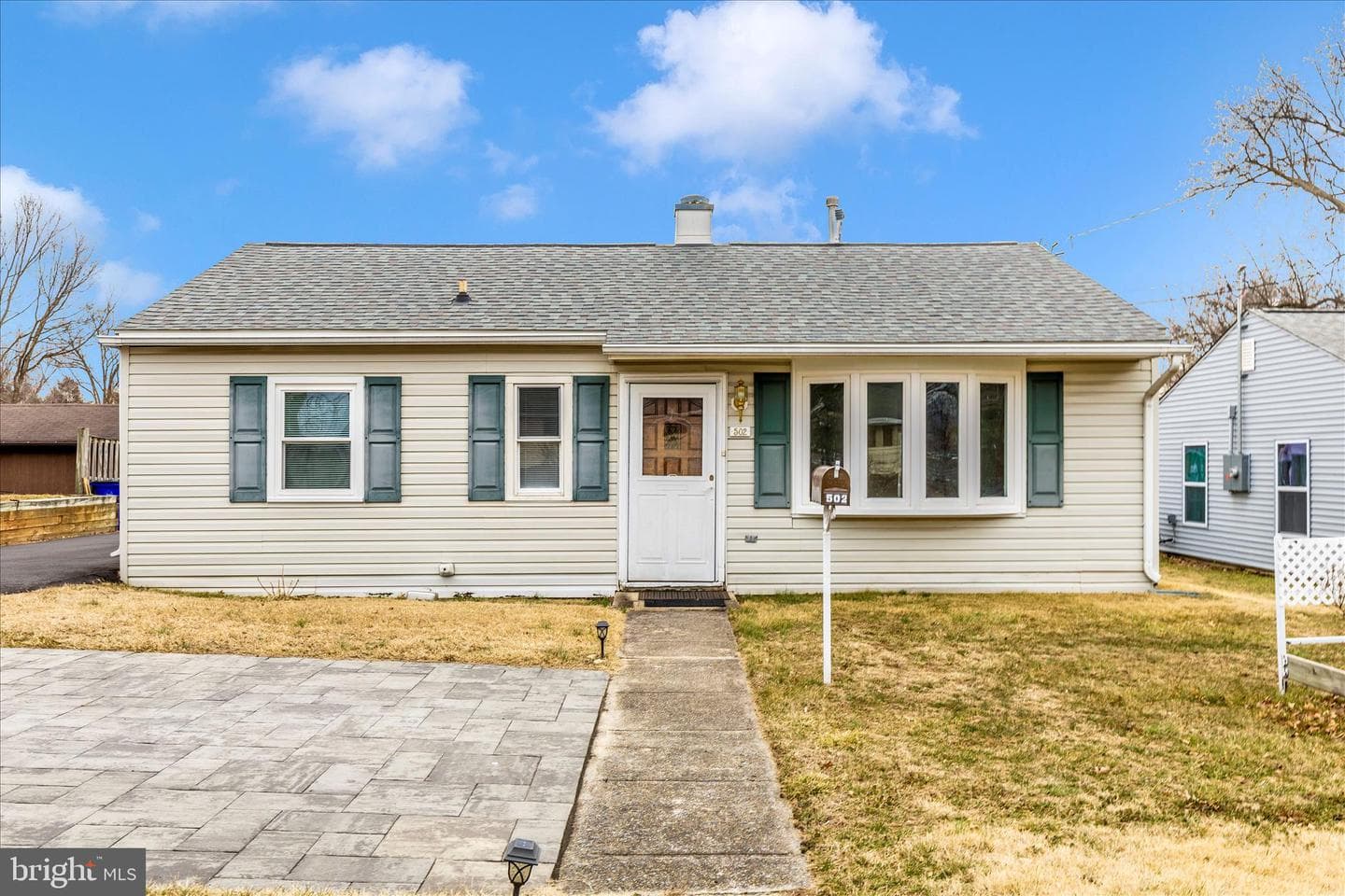 502 Military Road photo 28