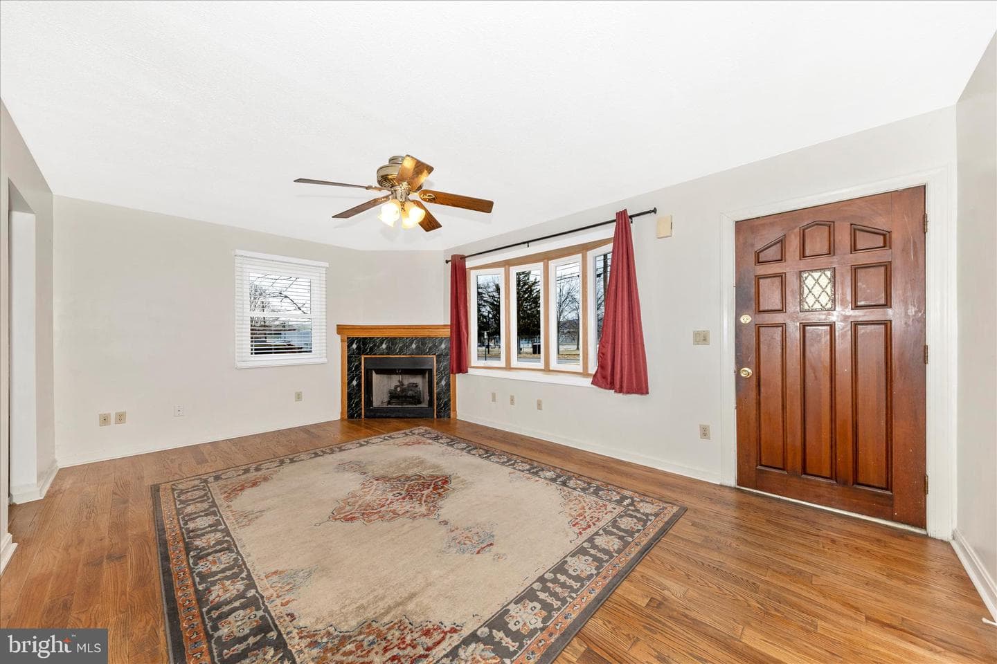 502 Military Road photo 3