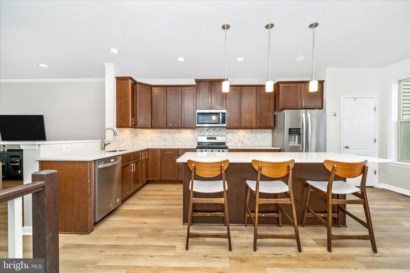 1835 Jameson Drive photo 12