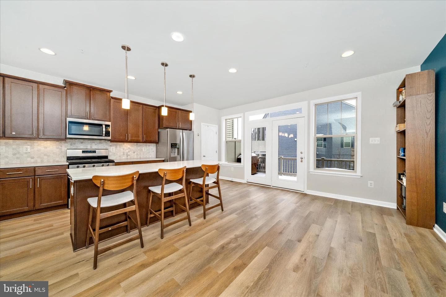 1835 Jameson Drive photo 18