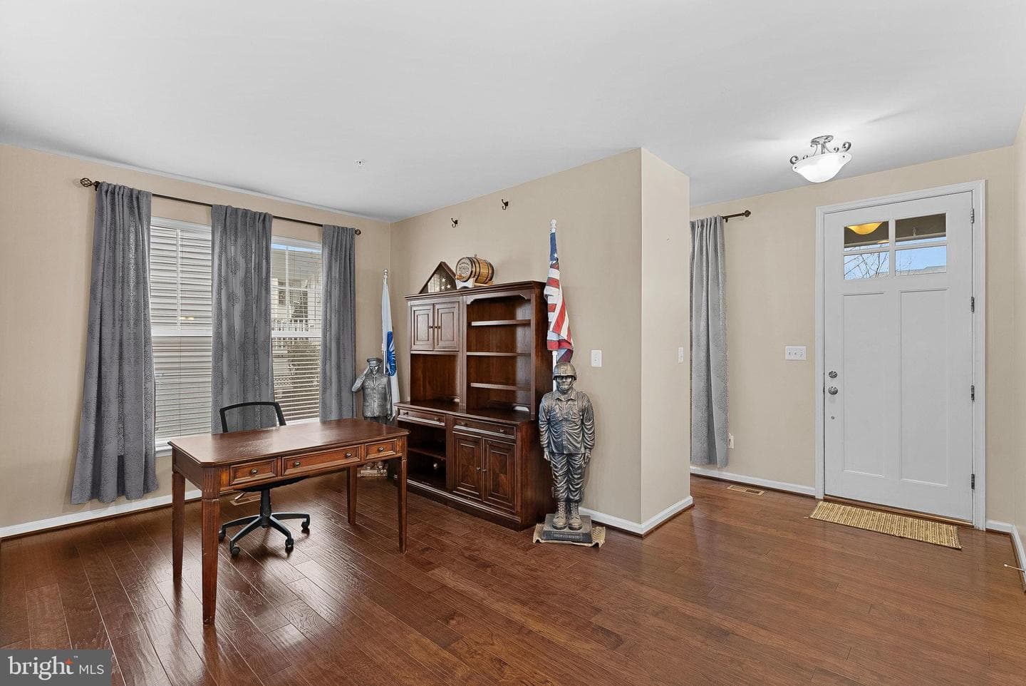 8422 Cliffview Lane photo 10