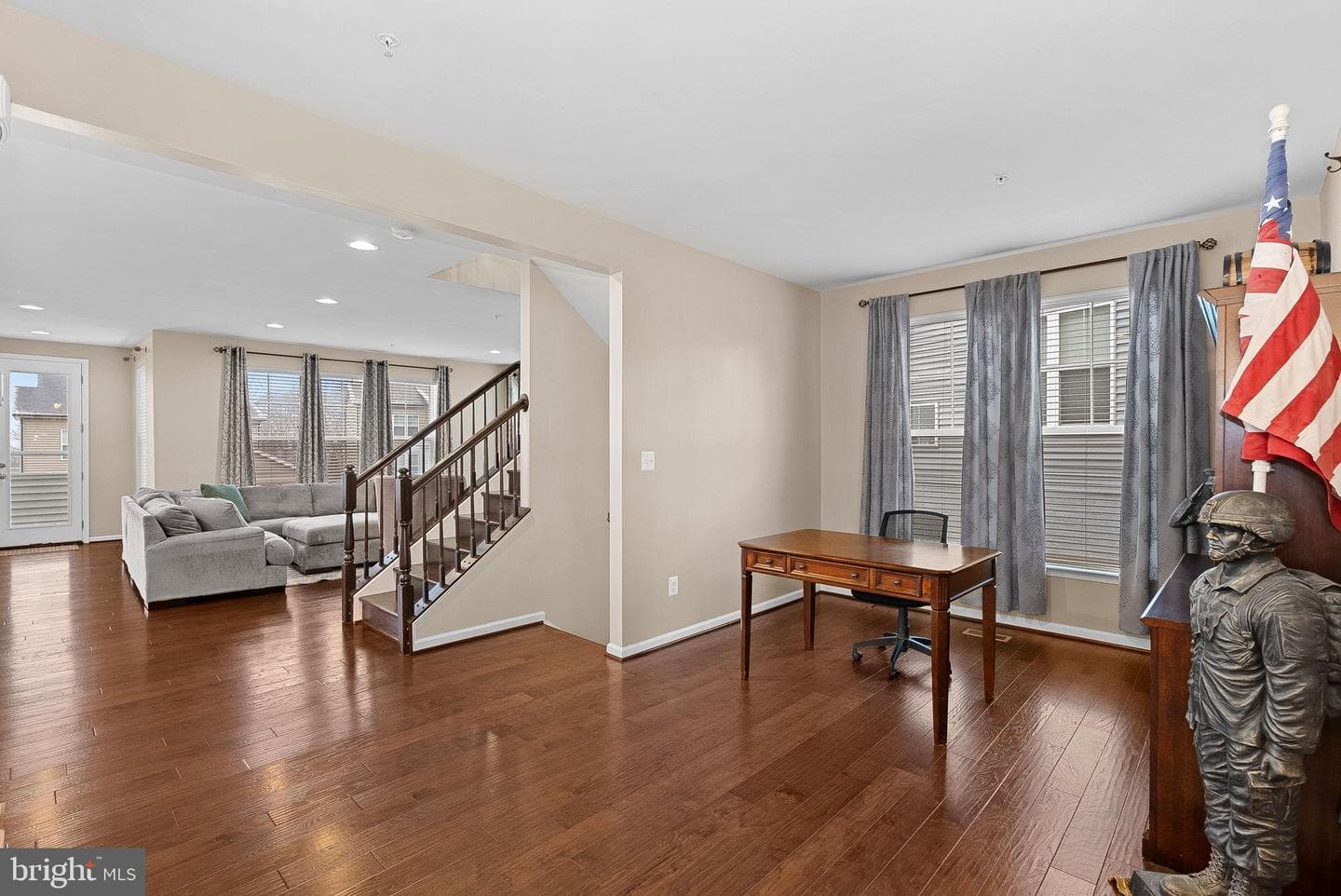 8422 Cliffview Lane photo 13