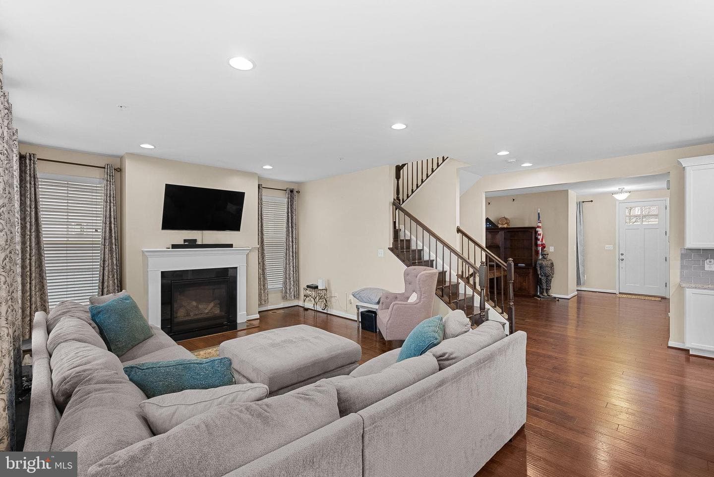 8422 Cliffview Lane photo 31