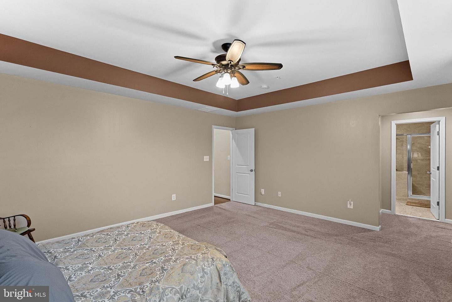 8422 Cliffview Lane photo 38