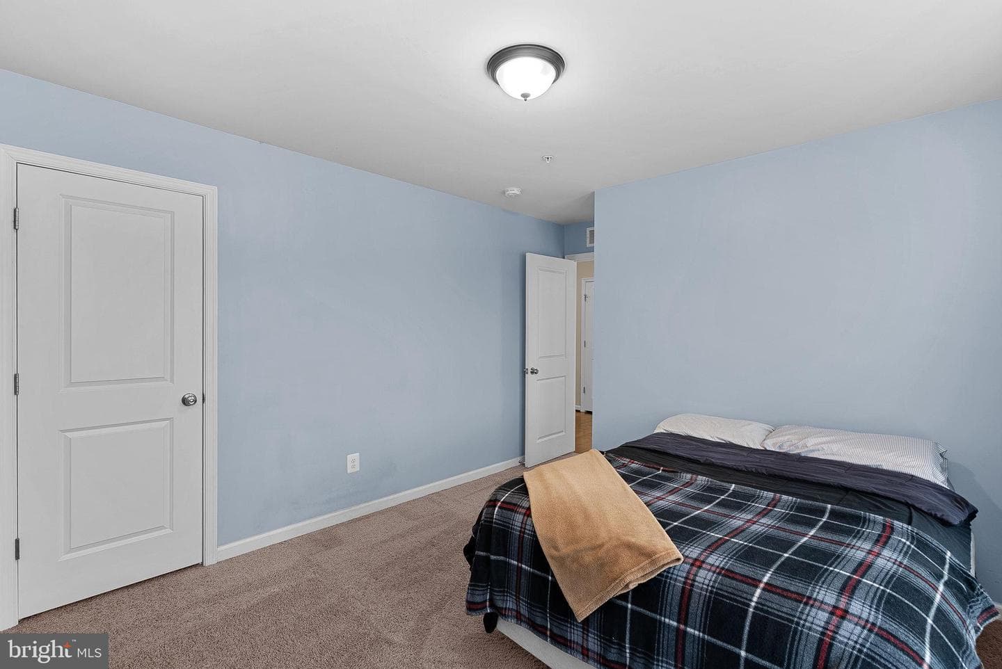 8422 Cliffview Lane photo 48
