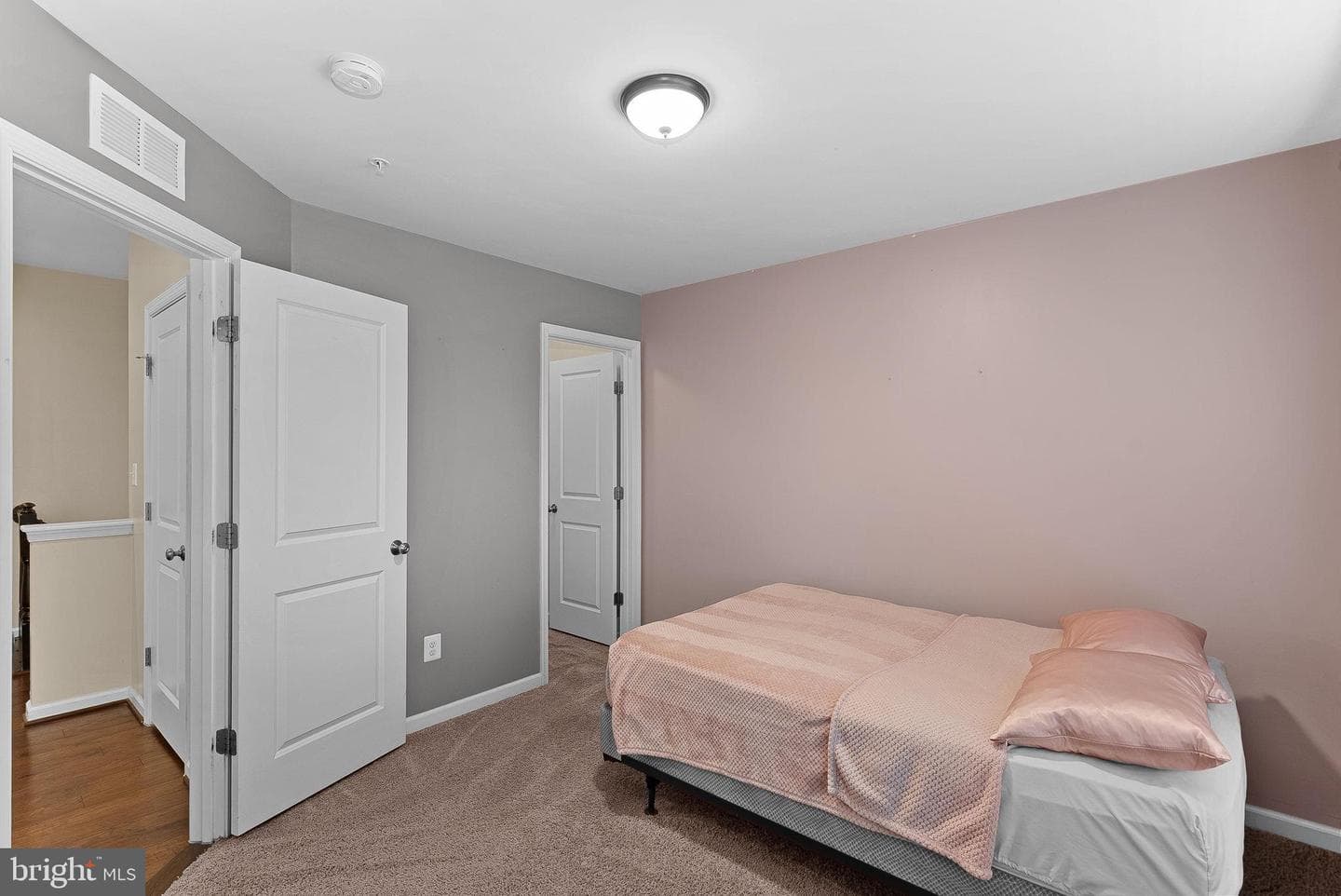 8422 Cliffview Lane photo 50