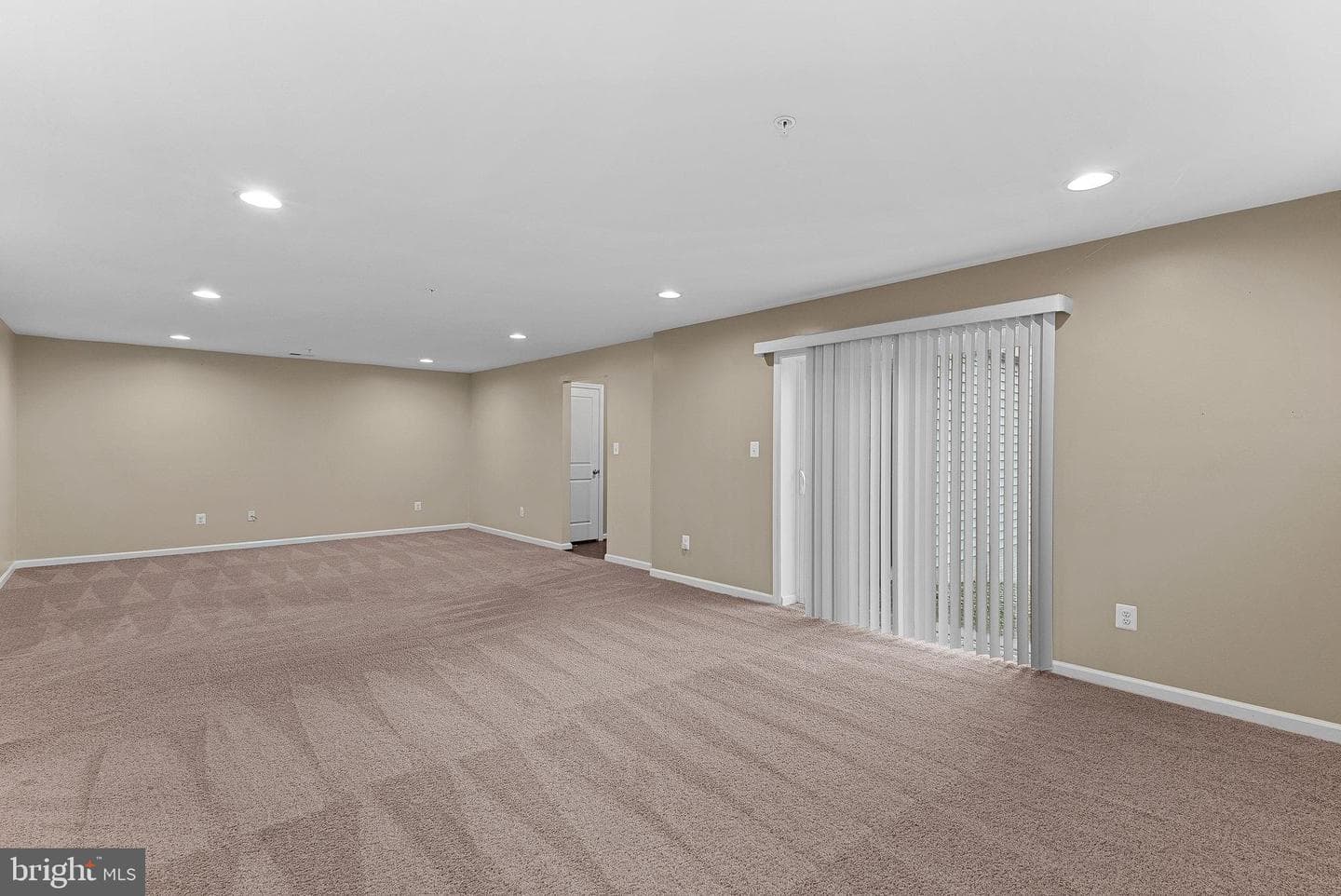 8422 Cliffview Lane photo 55