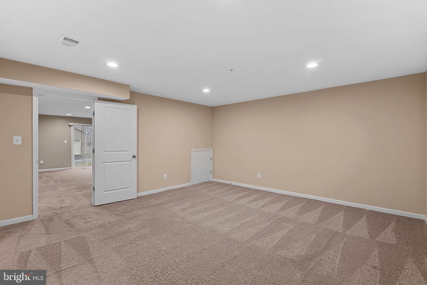 8422 Cliffview Lane photo 59