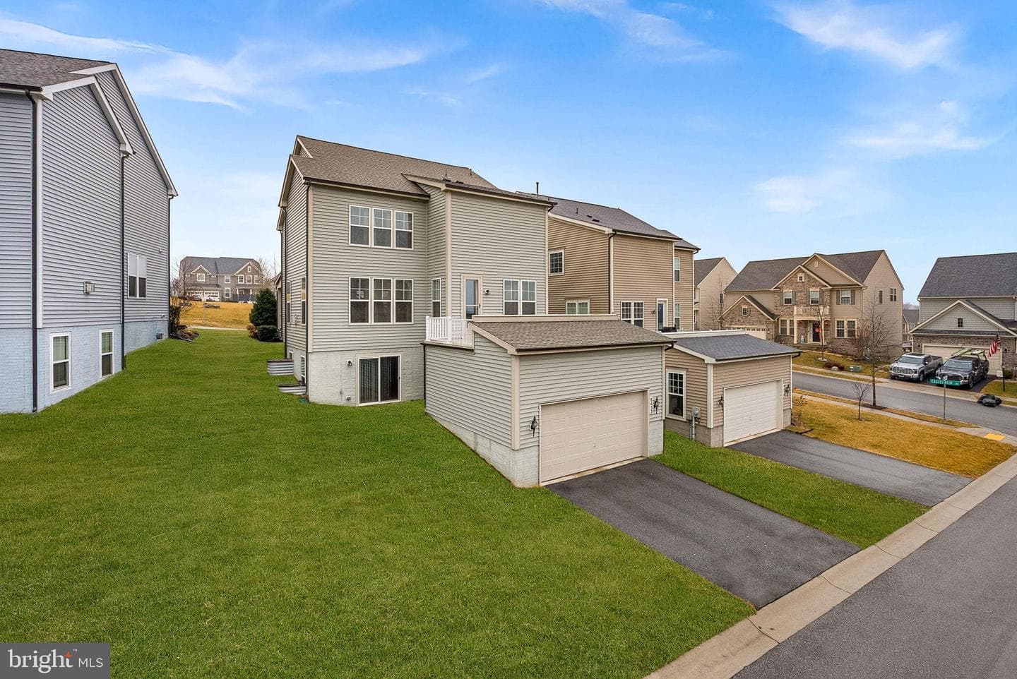 8422 Cliffview Lane photo 65
