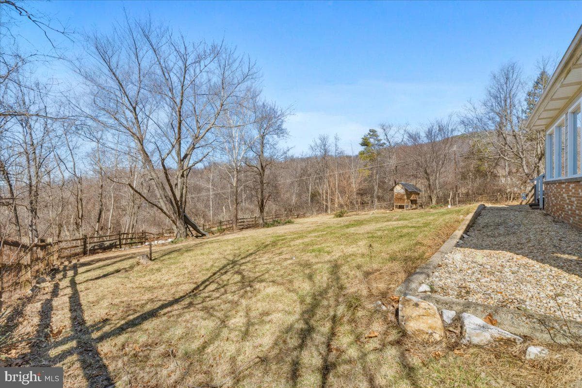 4835 Shookstown Road photo 2
