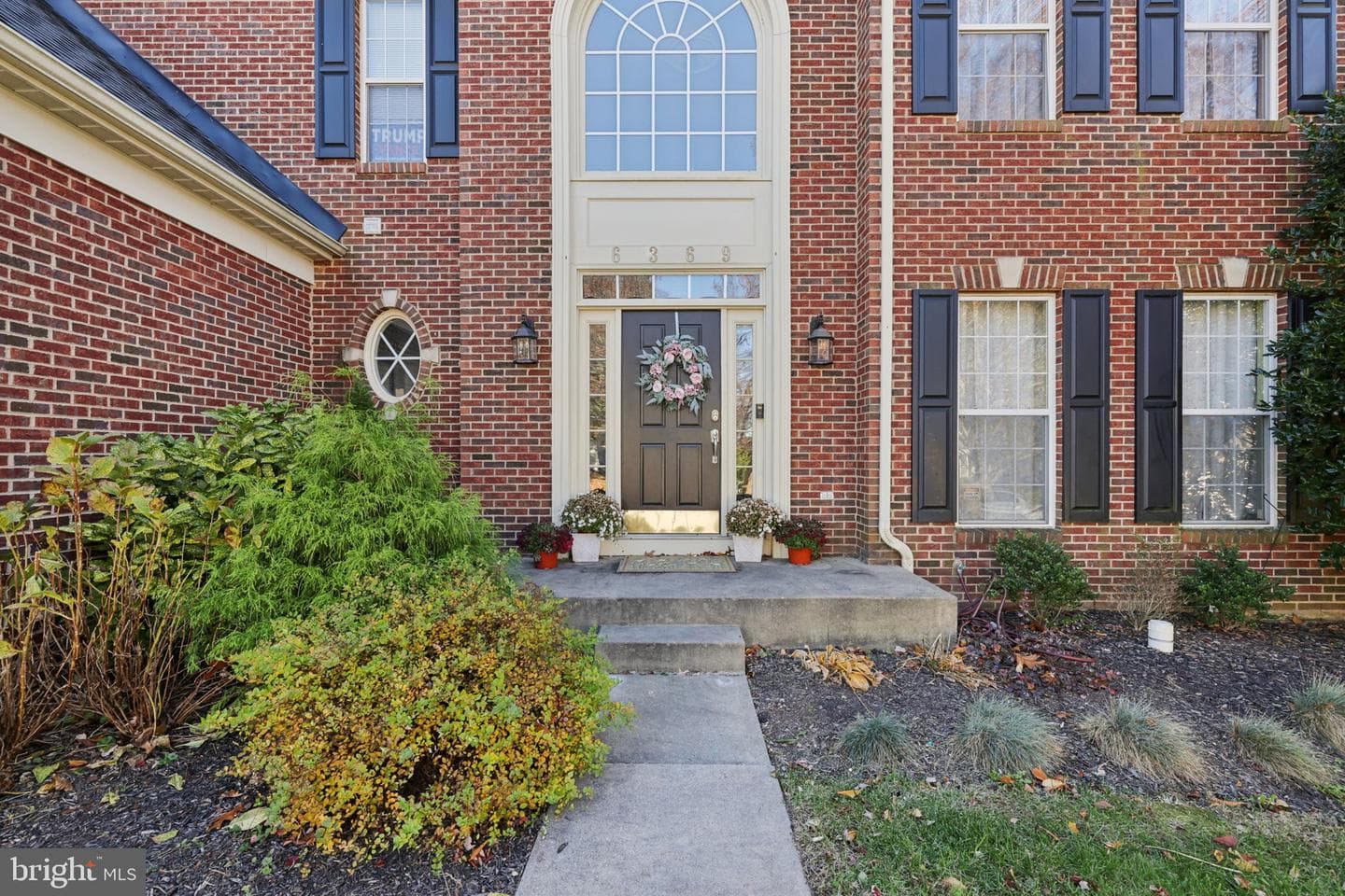 6369 Claridge Drive N photo 4