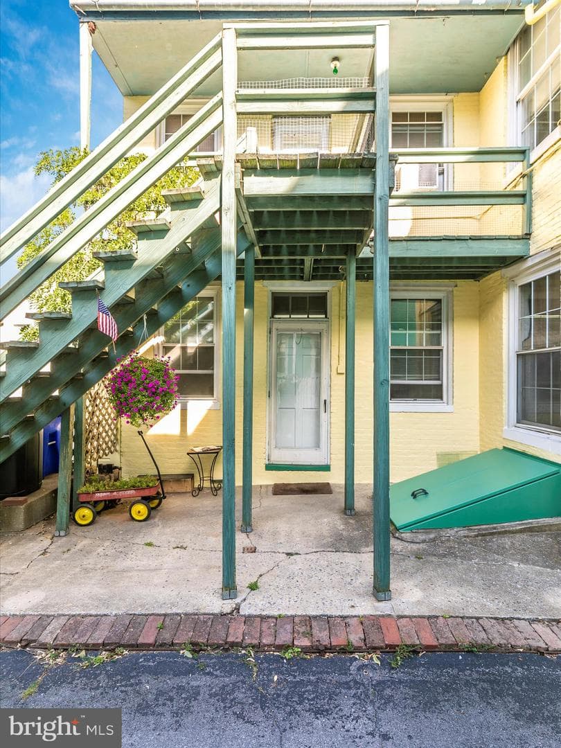 11 South Street W photo 20