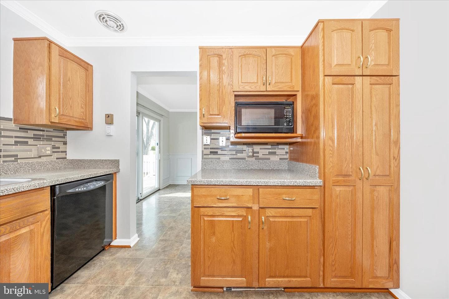 6802 Ruhland Drive photo 15