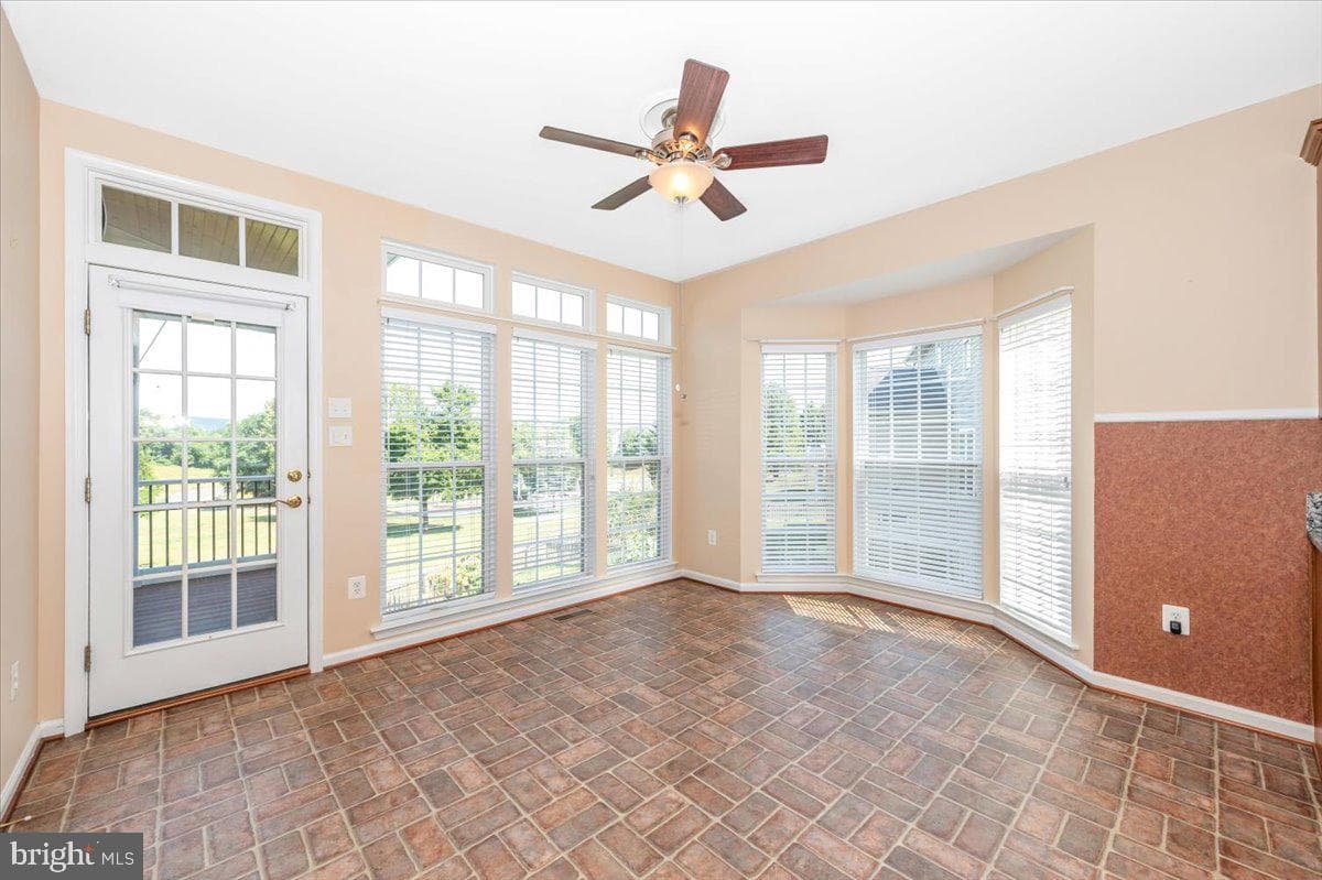 7 Afton Court photo 32