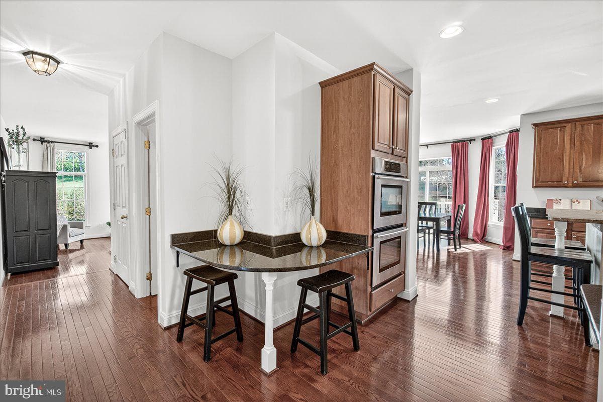 411 William Plummer Street photo 18