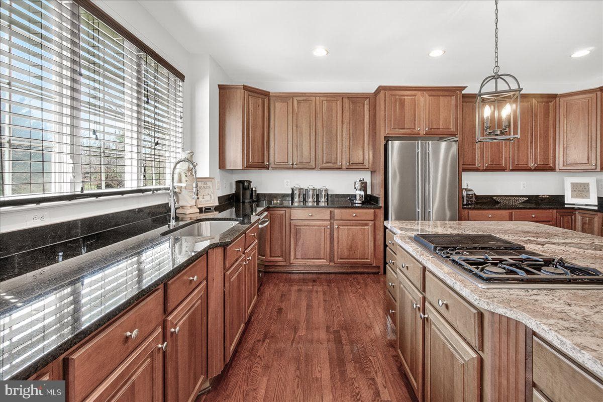 411 William Plummer Street photo 21