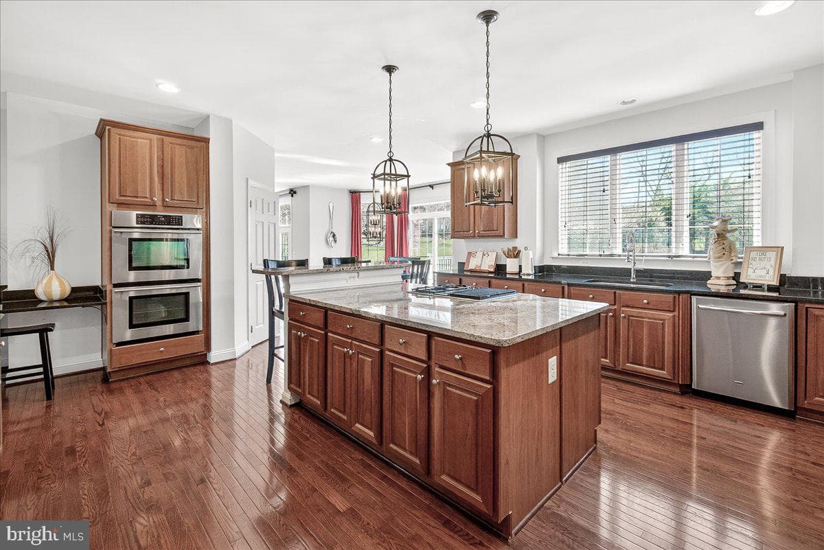 411 William Plummer Street photo 22