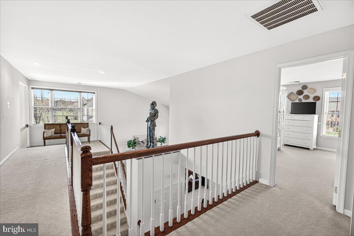 411 William Plummer Street photo 38