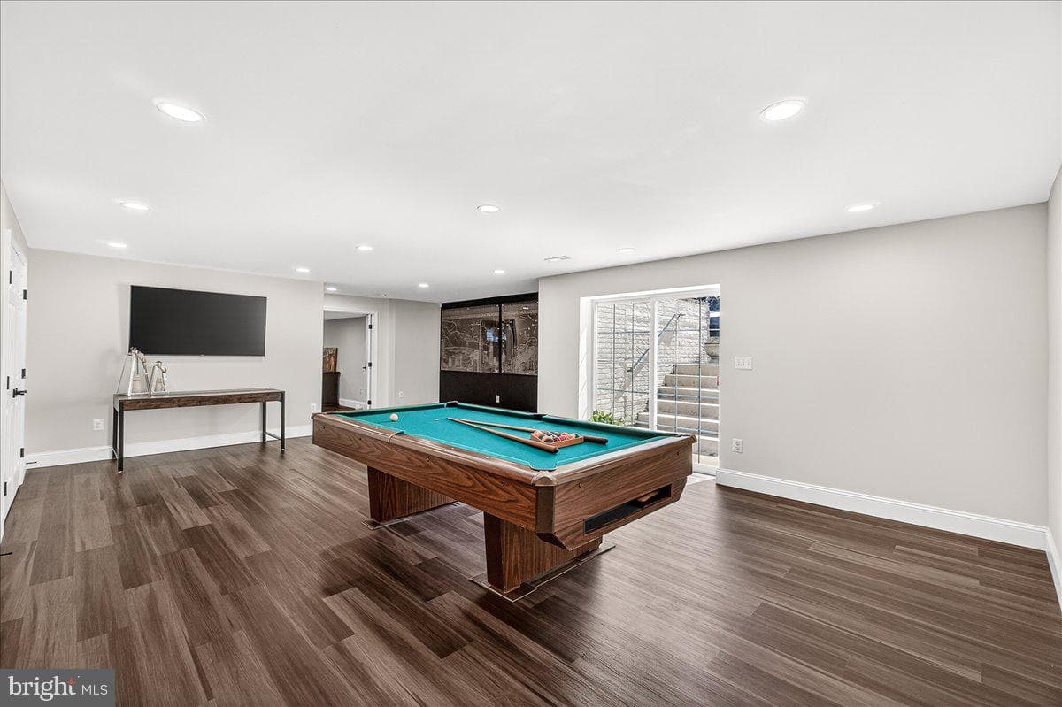 411 William Plummer Street photo 55