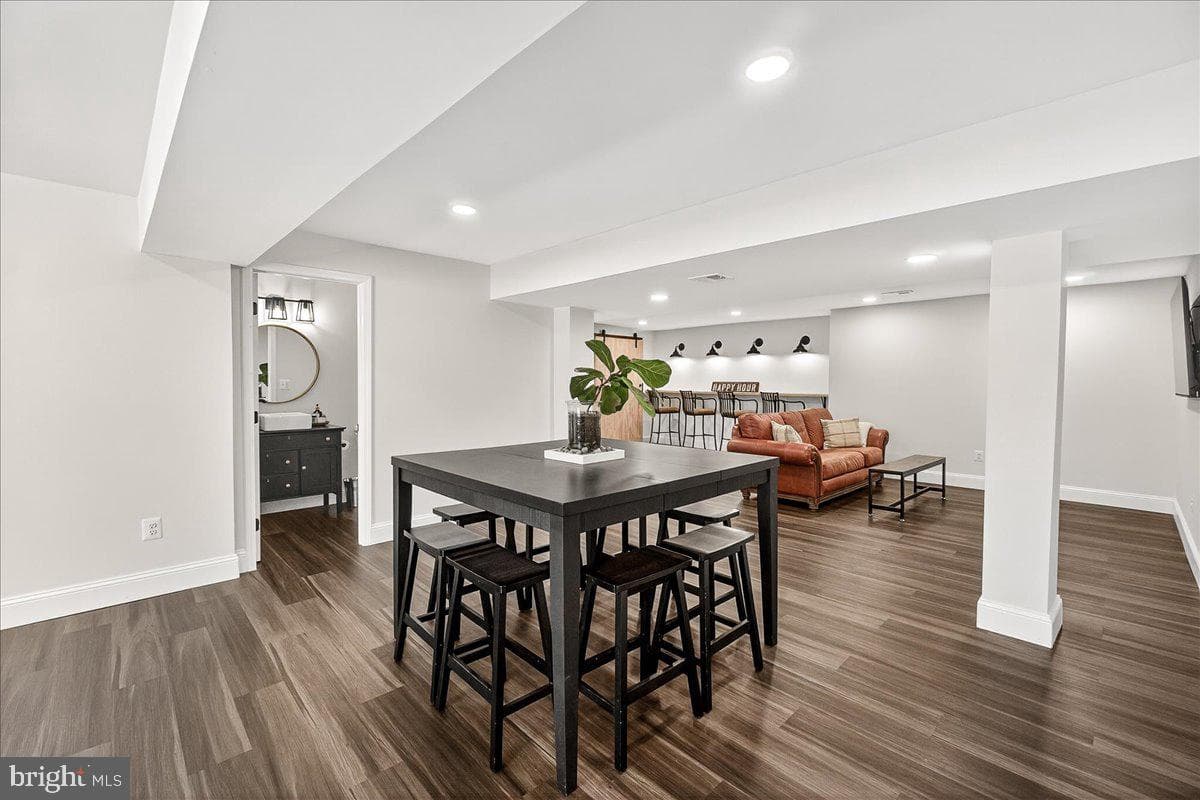 411 William Plummer Street photo 58