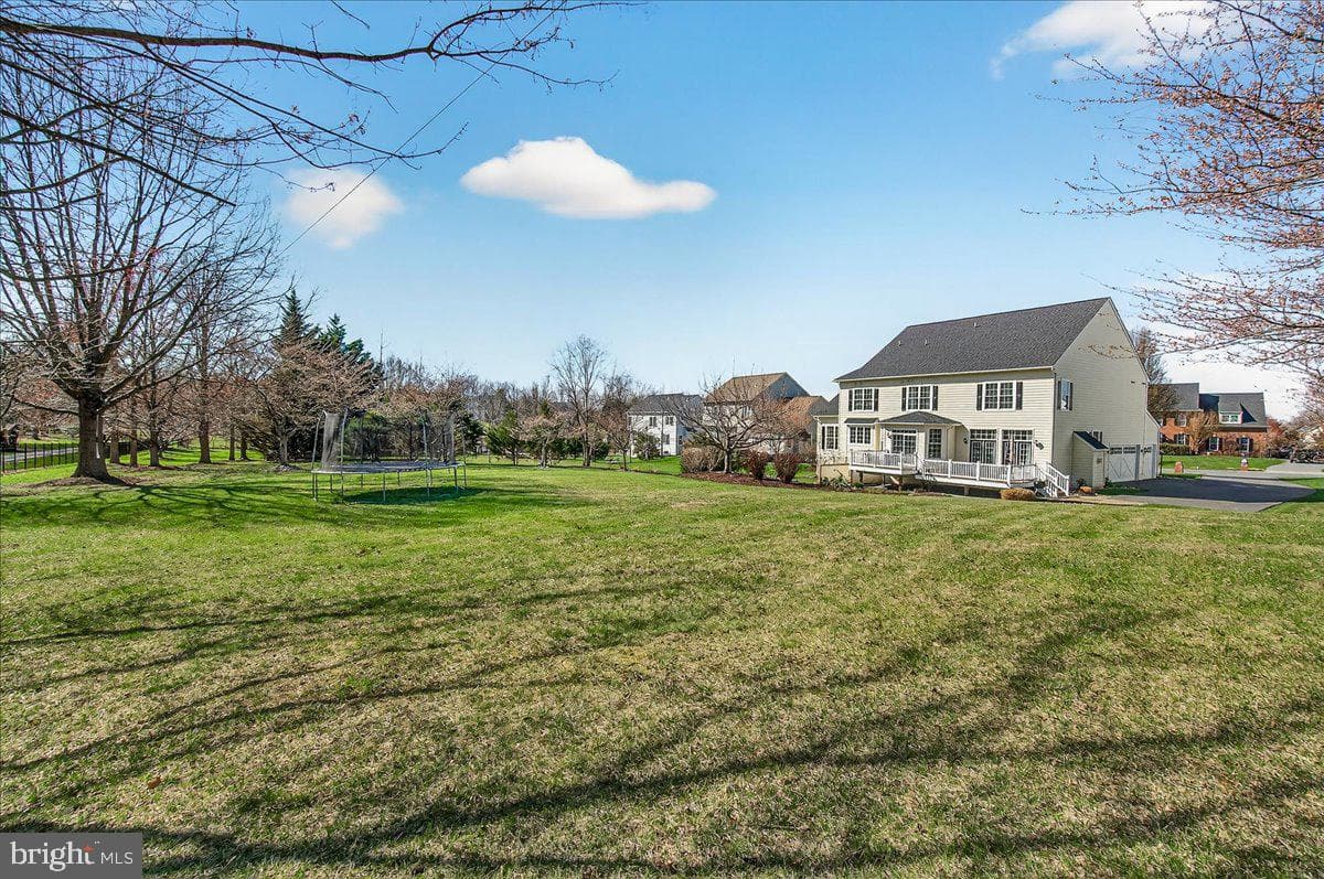 411 William Plummer Street photo 84
