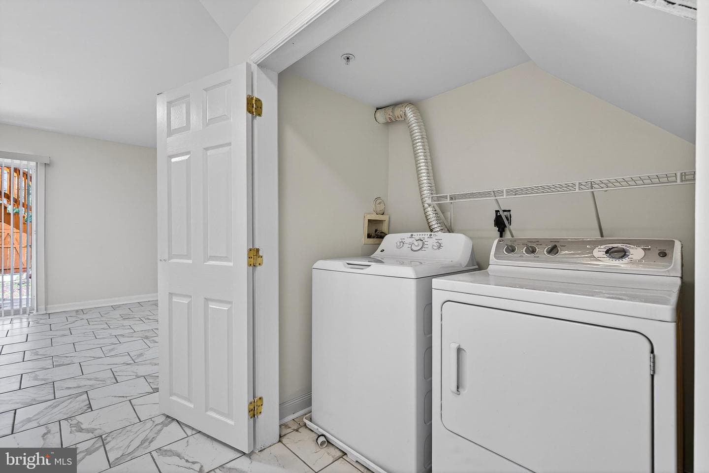 2439 Wynfield Court photo 11