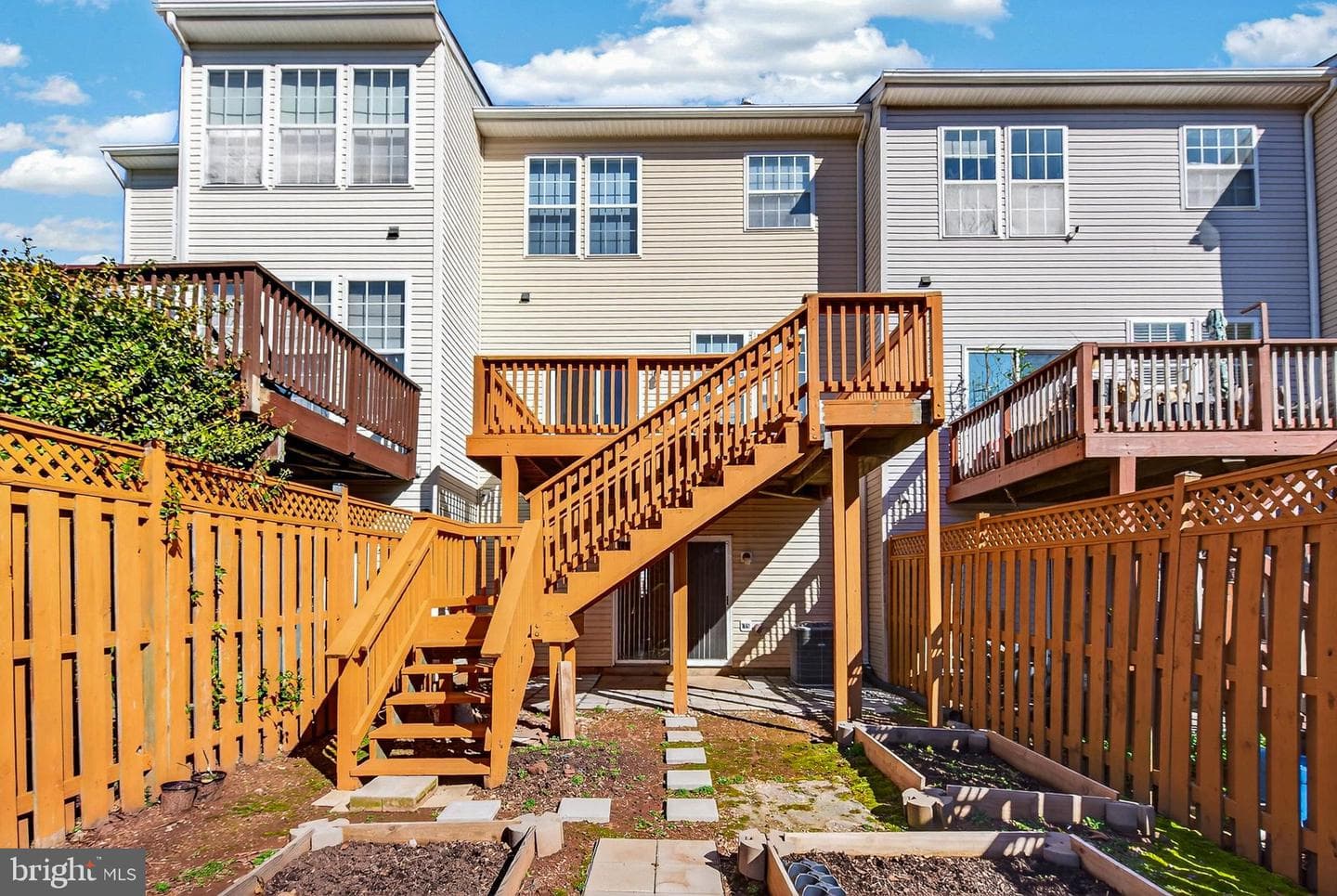2439 Wynfield Court photo 36