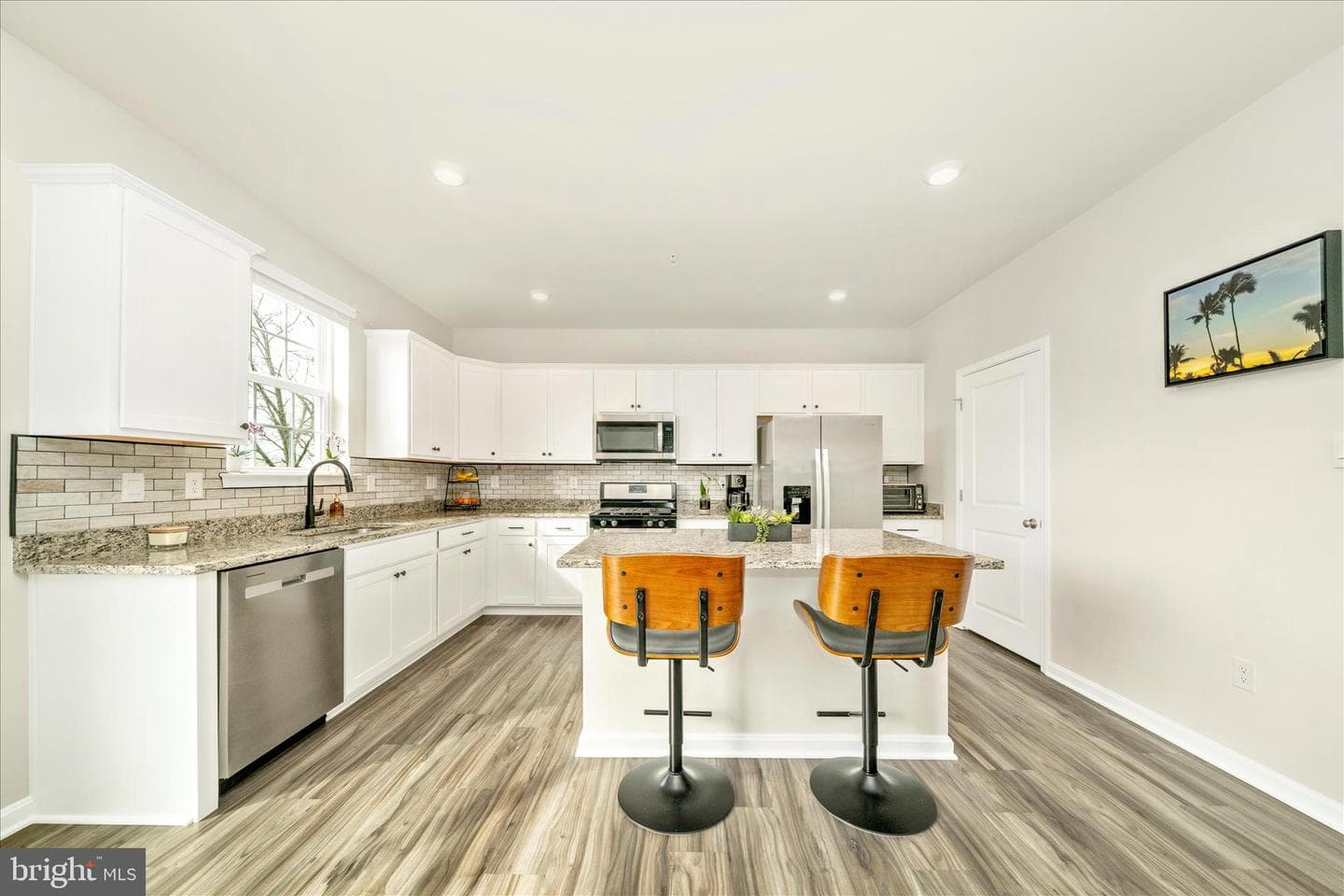 2086 Pomona Way photo 6