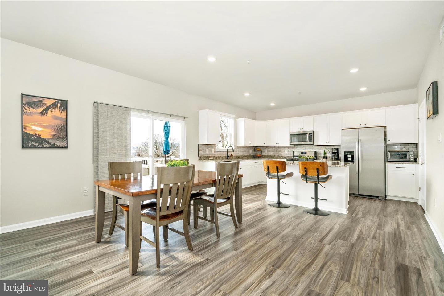 2086 Pomona Way photo 9