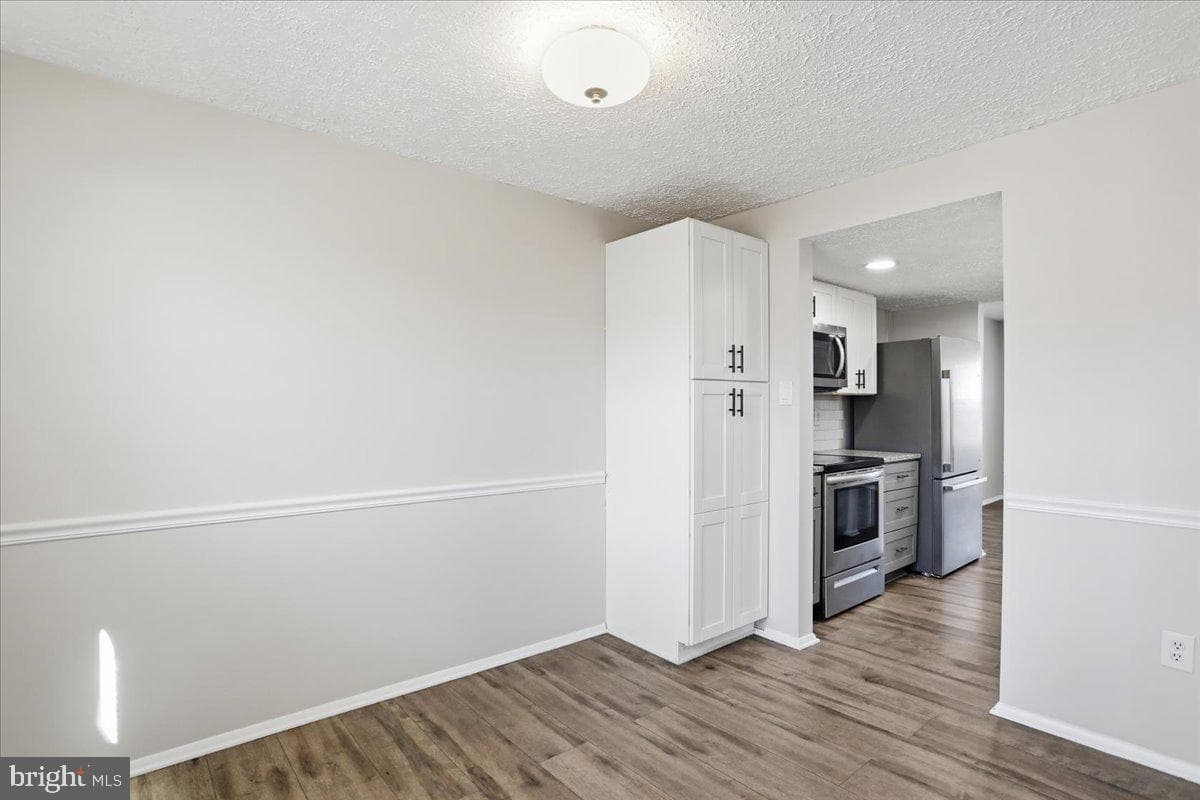6734 Fallow Hill Court photo 12