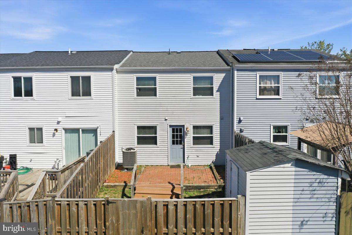 6734 Fallow Hill Court photo 27