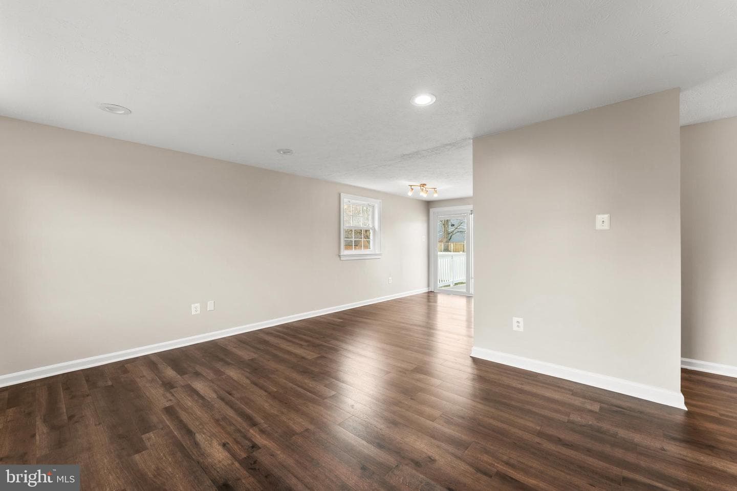 1394 Rollinghouse Drive photo 11
