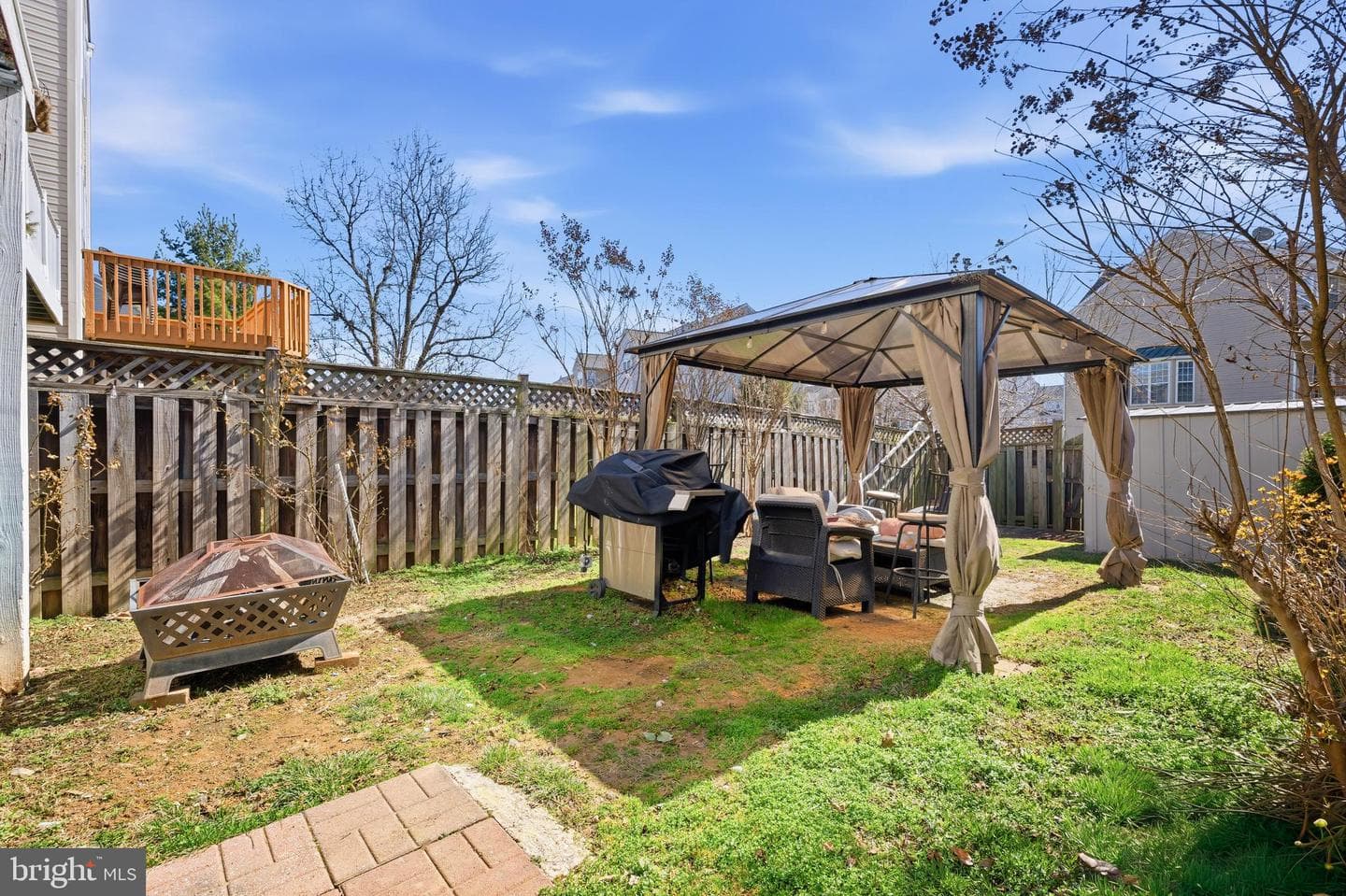 137 Harpers Way photo 22