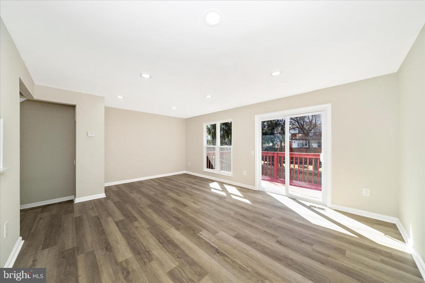 1848 Murdock Court photo 12