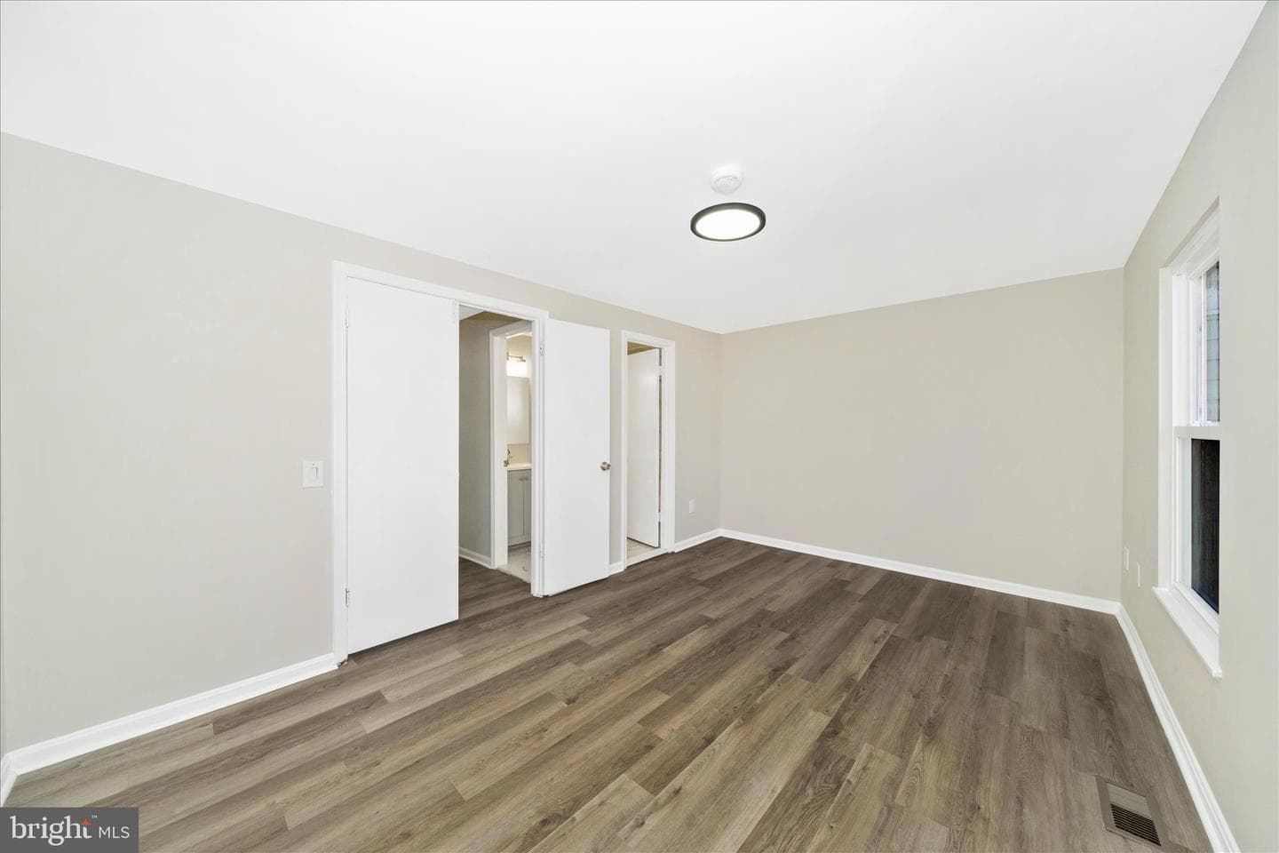 1848 Murdock Court photo 22