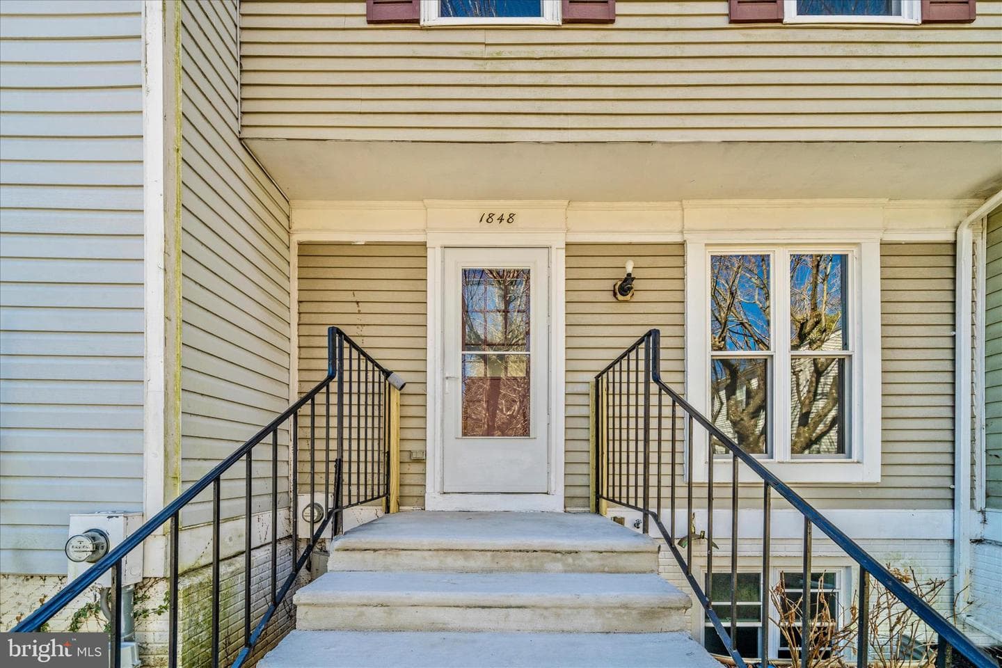 1848 Murdock Court photo 3