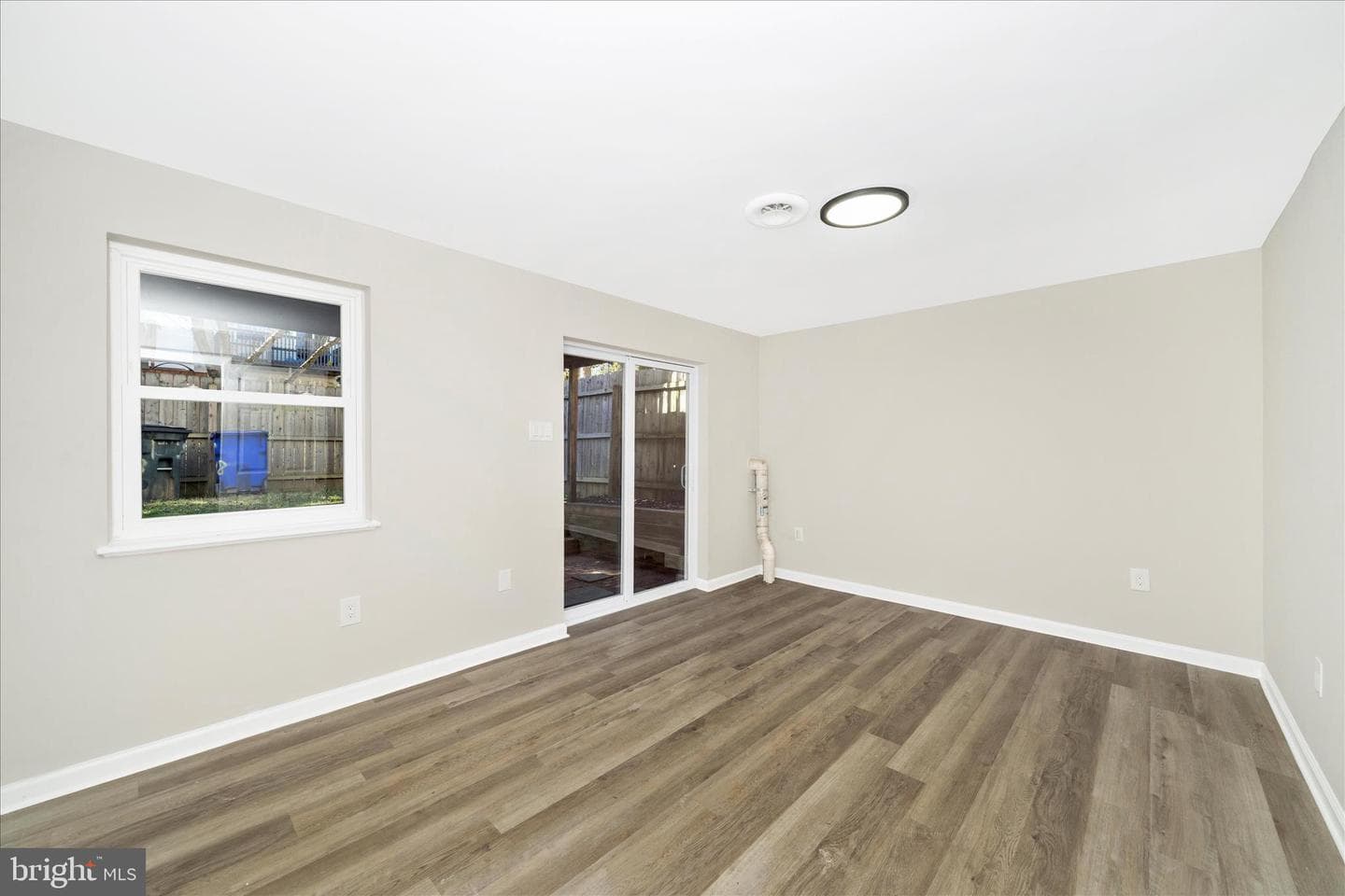 1848 Murdock Court photo 34