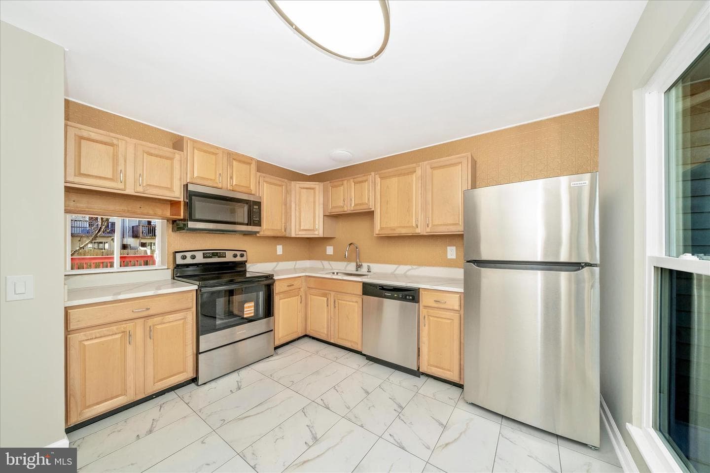 1848 Murdock Court photo 5