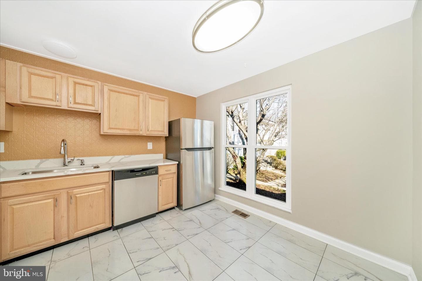 1848 Murdock Court photo 6