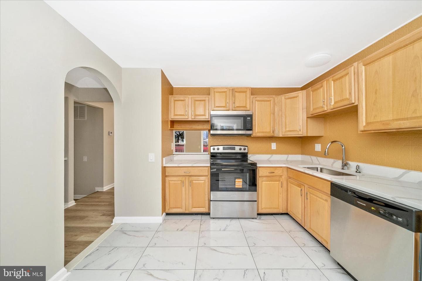 1848 Murdock Court photo 9