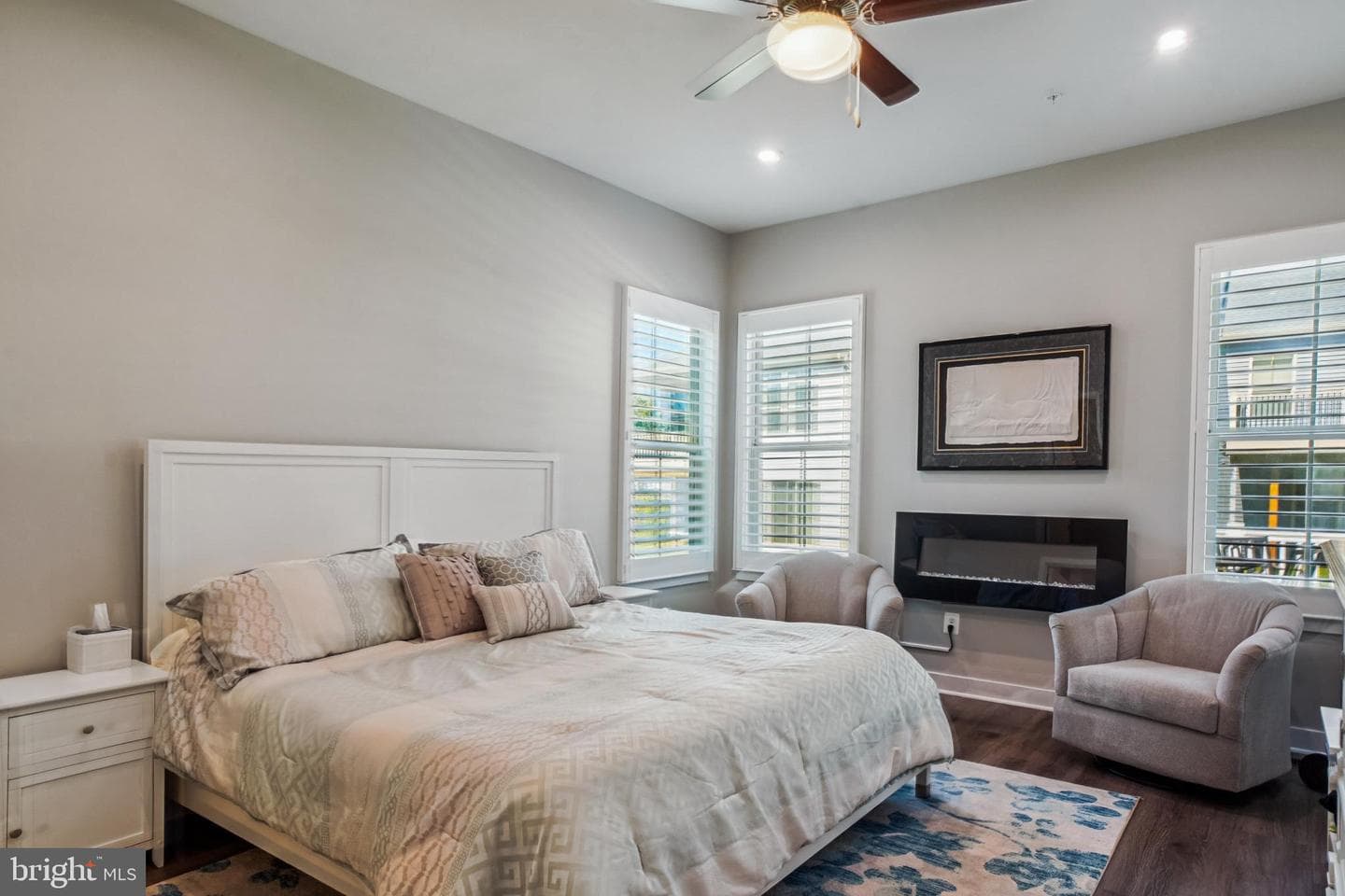 6126 Dock Street photo 10